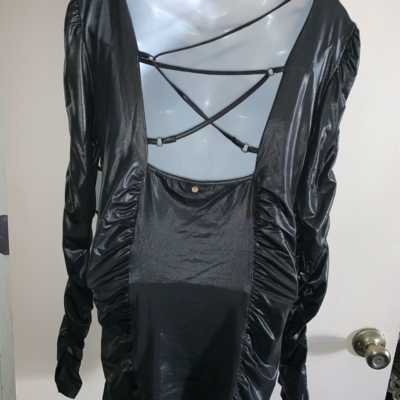 Top - Picture 3 of 4